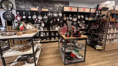 quincaillerie à Yffiniac - image 2